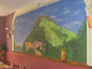 fresque murale intérieure dans l'Ariège